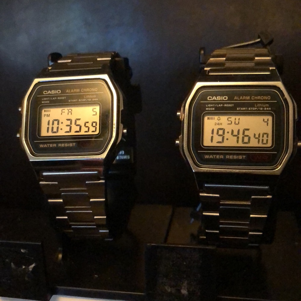 Casio unisex wristwatch